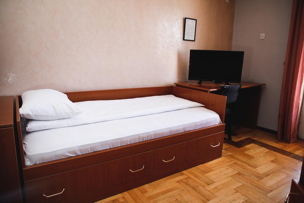 Hotel 201 Podgorica Exterior foto